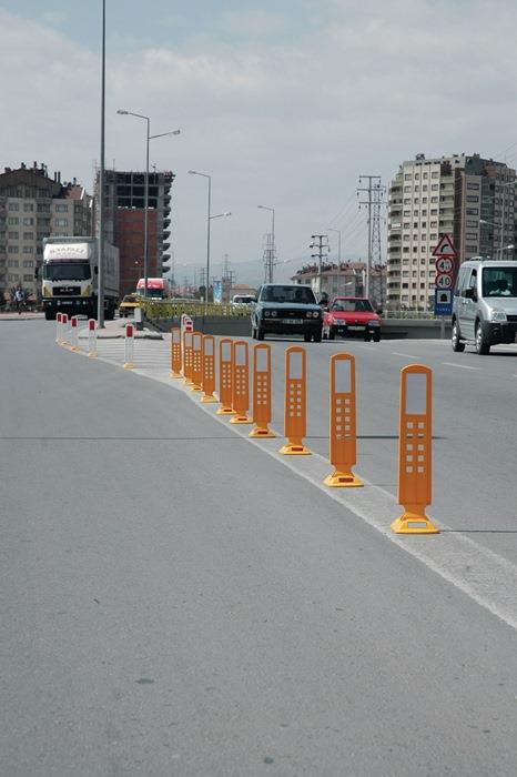 Leitschwelle mit Befestigungsmaterial TPU B260xH600xT160mm