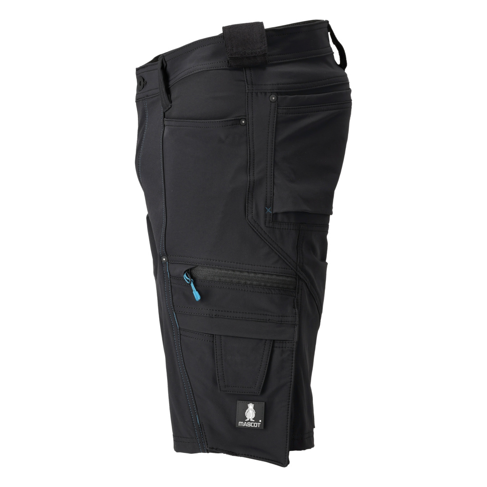 Shorts ADVANCED Schwarz C45