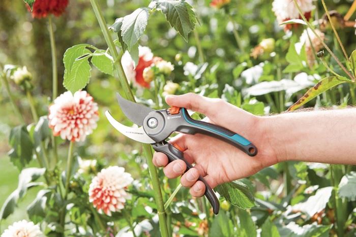 Gartenschere Gesamtlänge 215 mm Schneidleistung 24 mm GARDENA