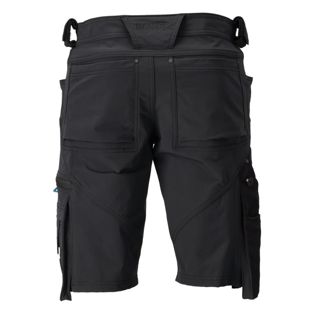 Shorts ADVANCED Schwarz C45