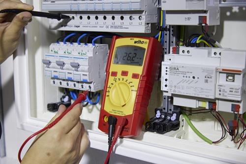 Multimeter 0-1000V AC RMS WIHA