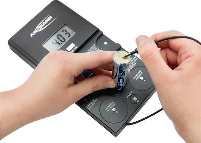 Batterie-/Akkutester für Akkus und Batterien 1 x 9V Blockbatterie ANSMANN