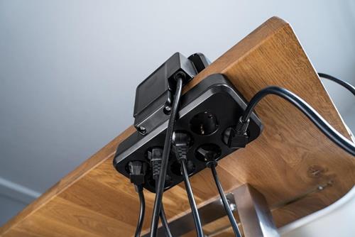 Tischsteckdosenleiste estilo Dublex 16 A 12 V silber BRENNENSTUHL
