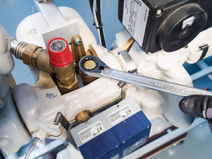 Knarrenringmaulschlüsselsatz 606/6-1 6-teilig Schlüsselweiten 21-32 mm abgewinkelt HAZET