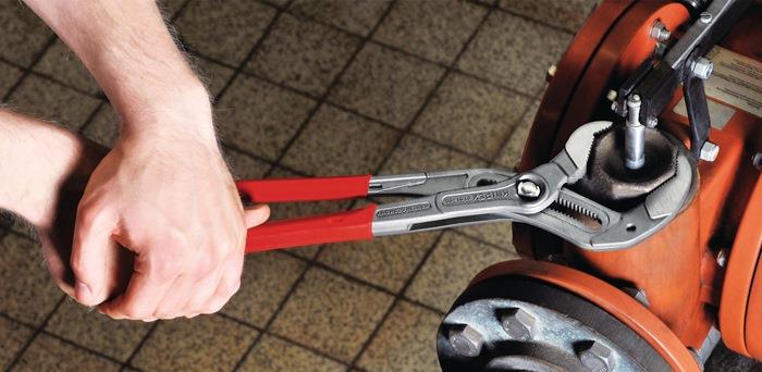 Rohr und Wasserpumpenzange Cobra® poliert Kunststoffüberzug 120 mm 560 mm 4 1/2 ″ 115 mm 115 mm