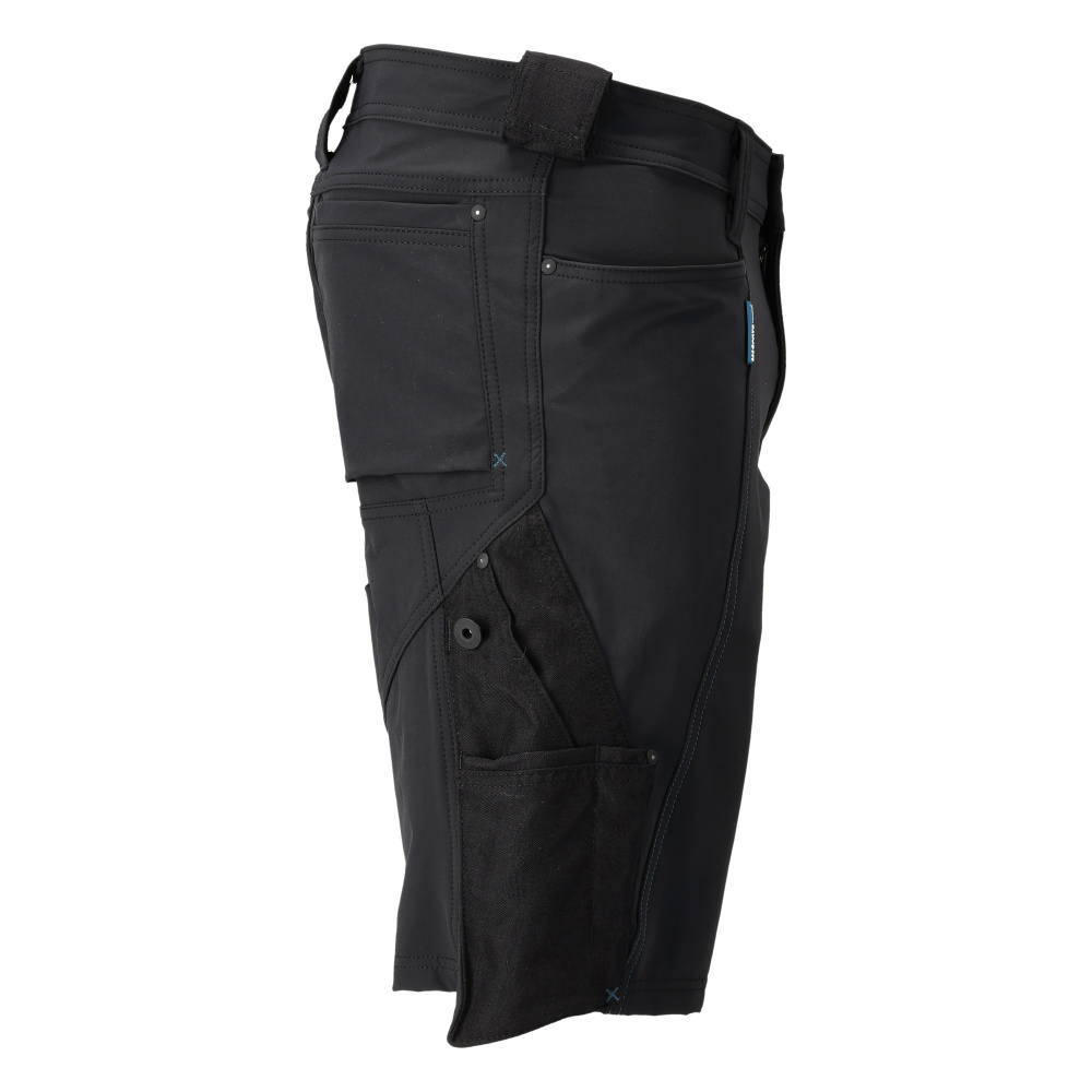 Shorts ADVANCED Schwarz C45
