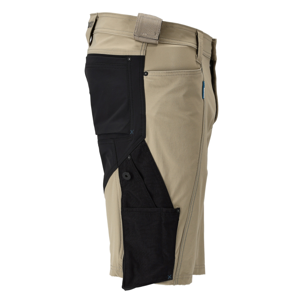 Shorts ADVANCED Hellkhaki/Schwarz C45