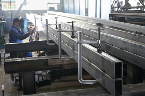 Hochleistungszwinge SGM Spann-W.1000mm A.140mm Knebel BESSEY