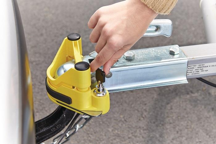 Anhänger-Diebstahlsicherung Stahl, pulverbeschichtet L225xB200xH110mm 1,95 kg gelb SB Verpackung HP AUTOZUBEHÖR
